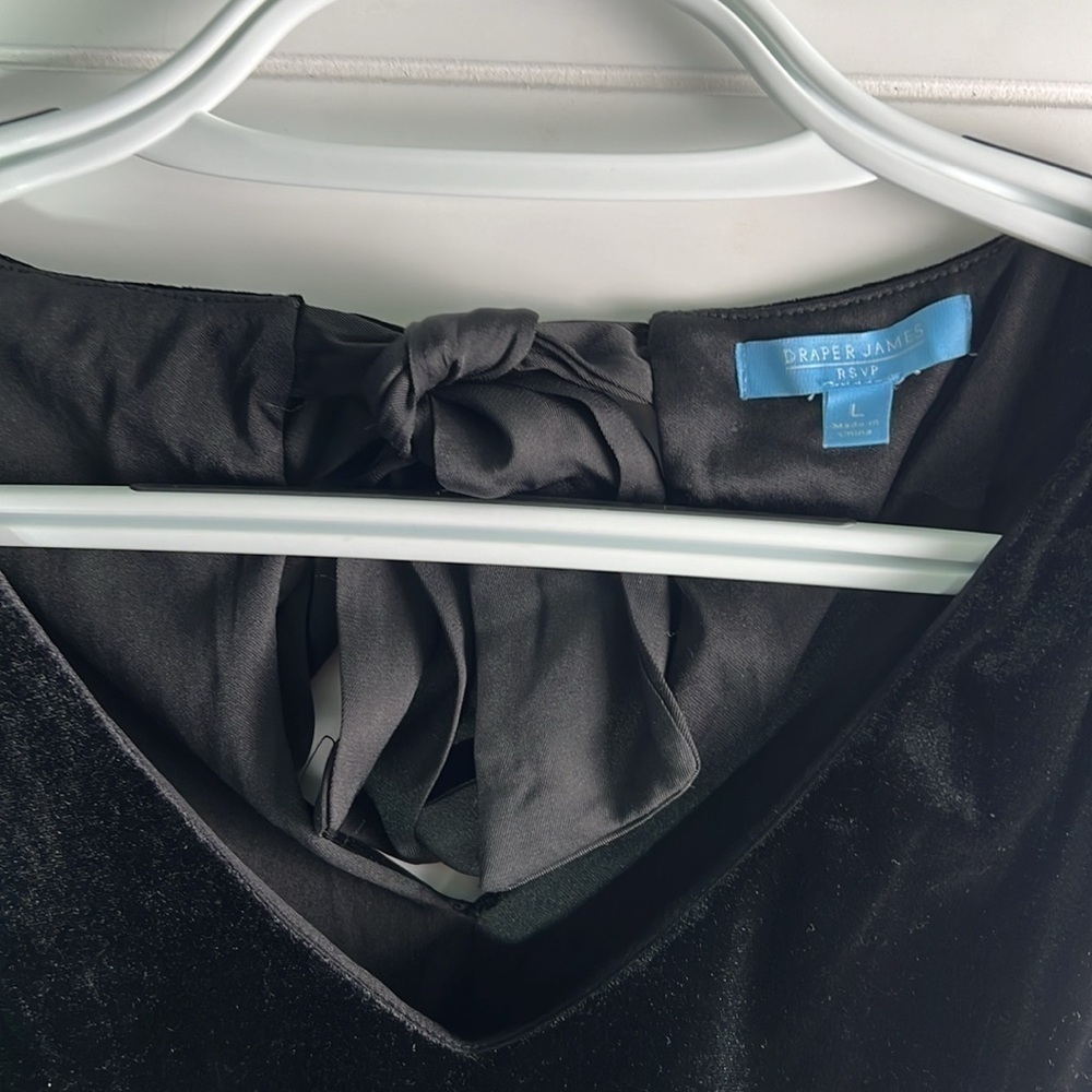 Draper James large velvet black dress. MN80 - Picture 2 of 6